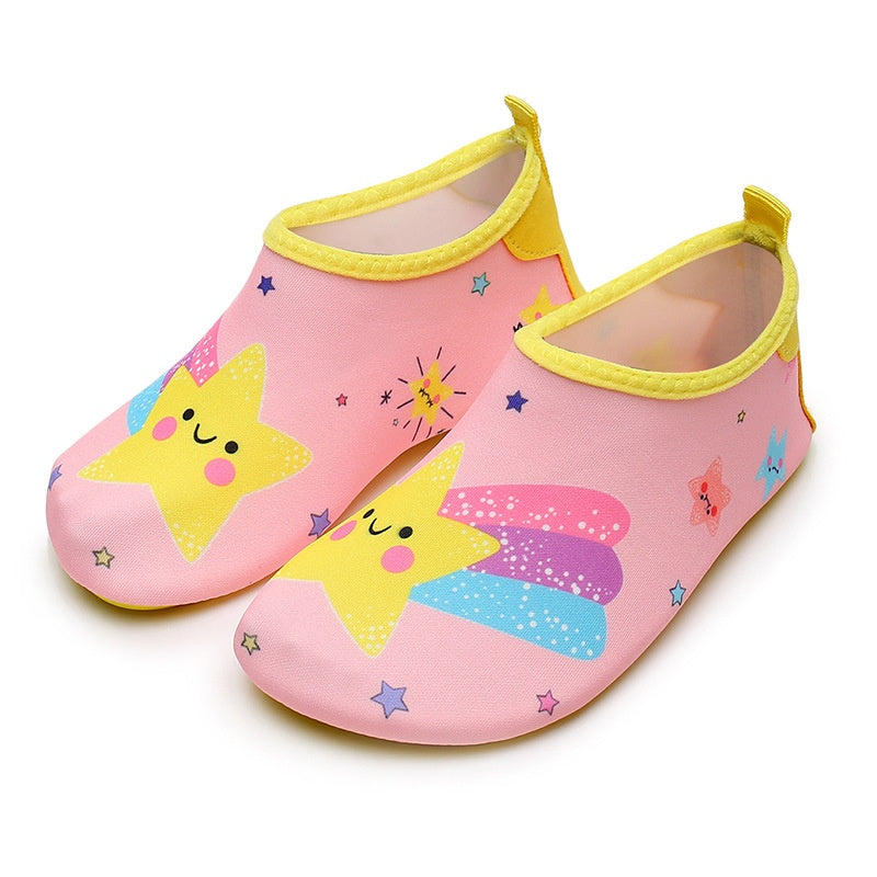 Outdoor shoes, indoor flooring, yoga shoes